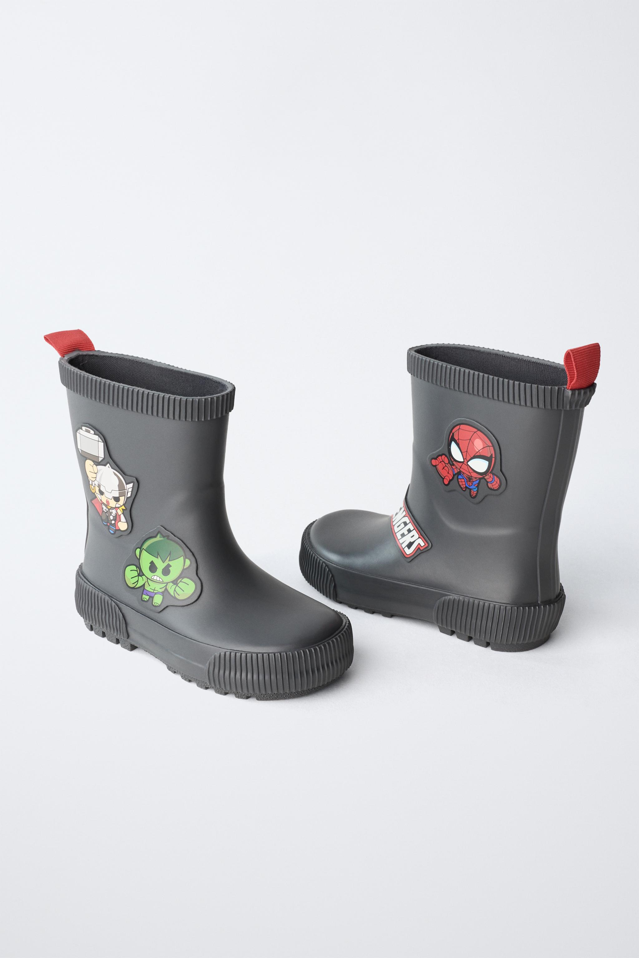 THE AVENGERS © MARVEL RAIN BOOTS